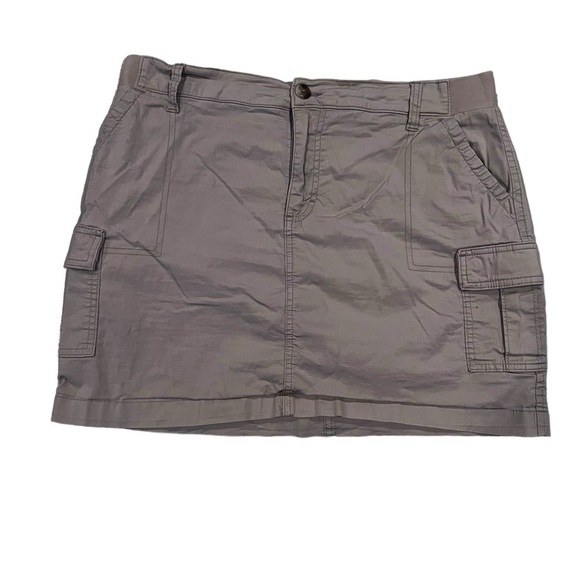 💥 3/$30 💥 Lee mid-rise skort - Picture 1 of 7